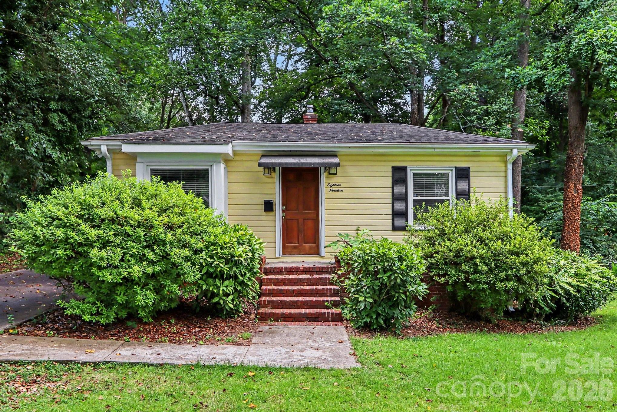 1819 Arnold Drive
