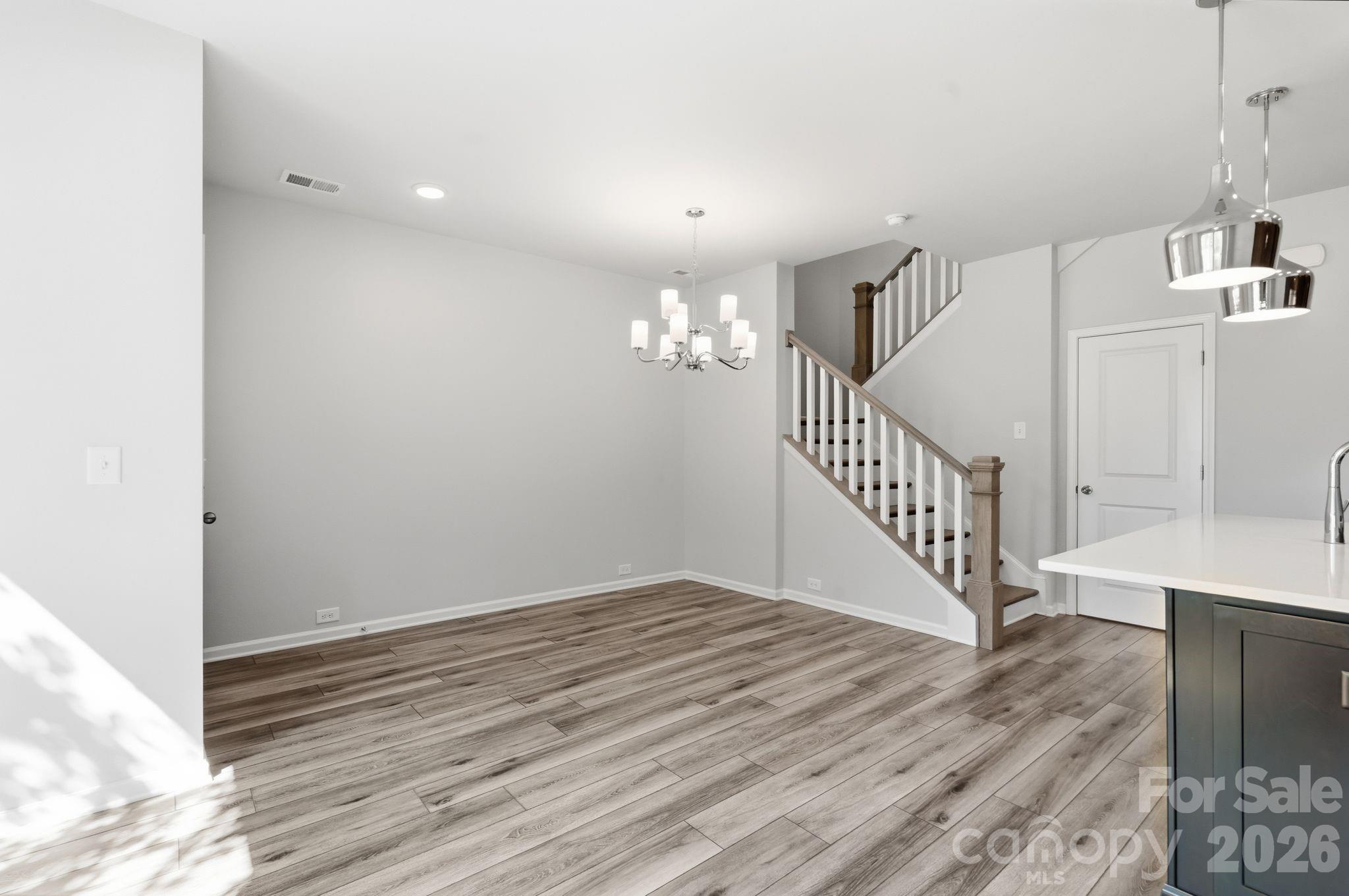 1450 Winding Stream Road