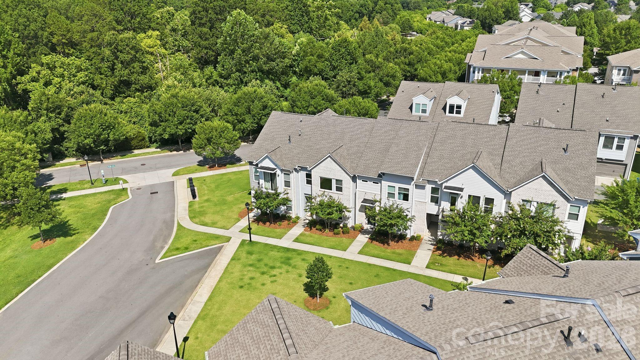1450 Winding Stream Road