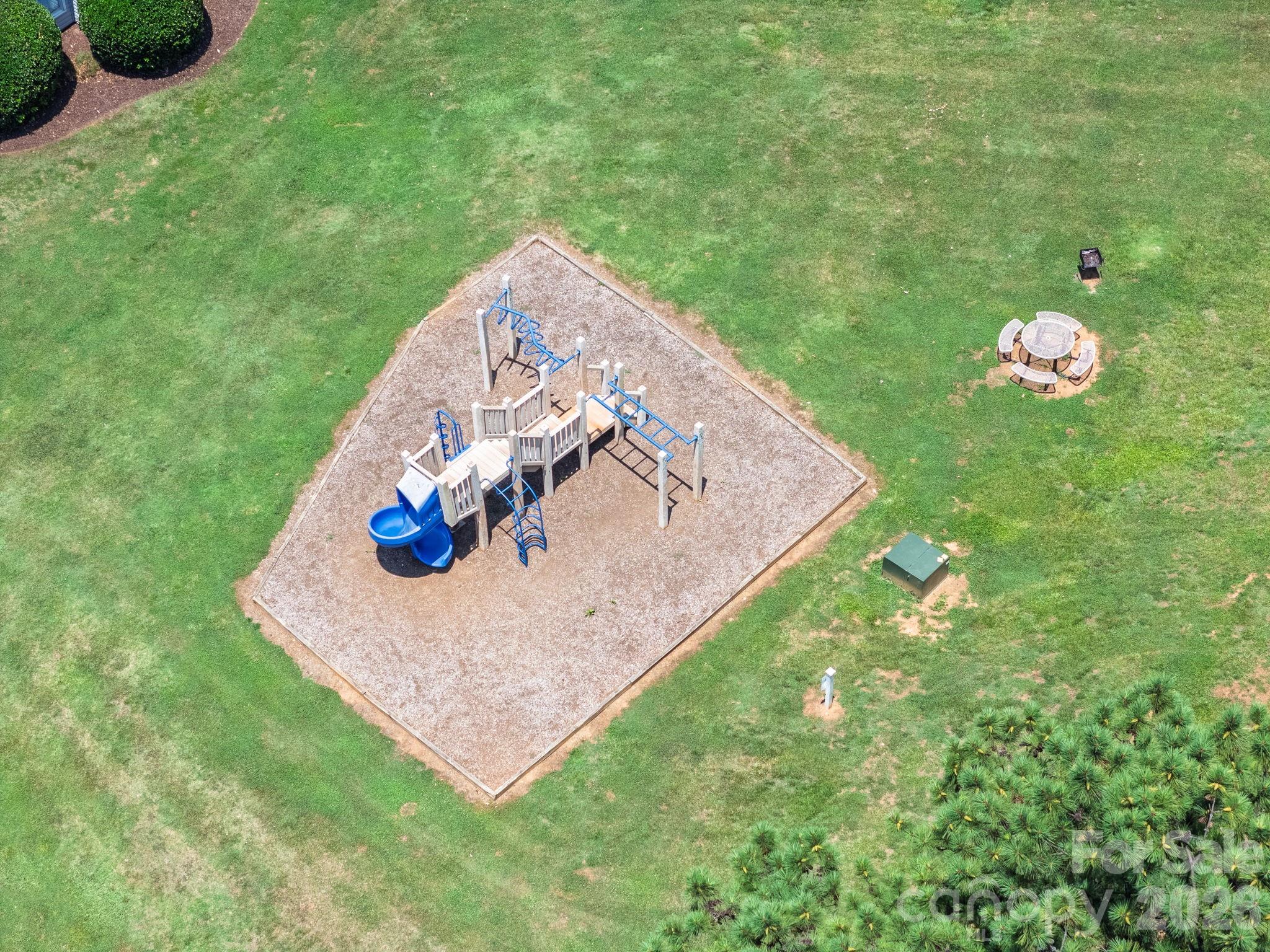 11 Hamiltons Bay Court