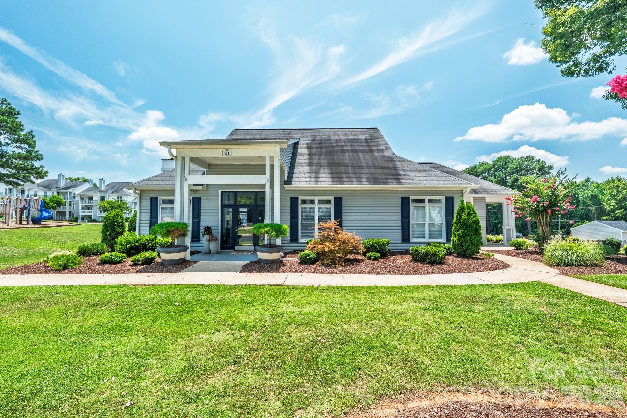 11 Hamiltons Bay Court
