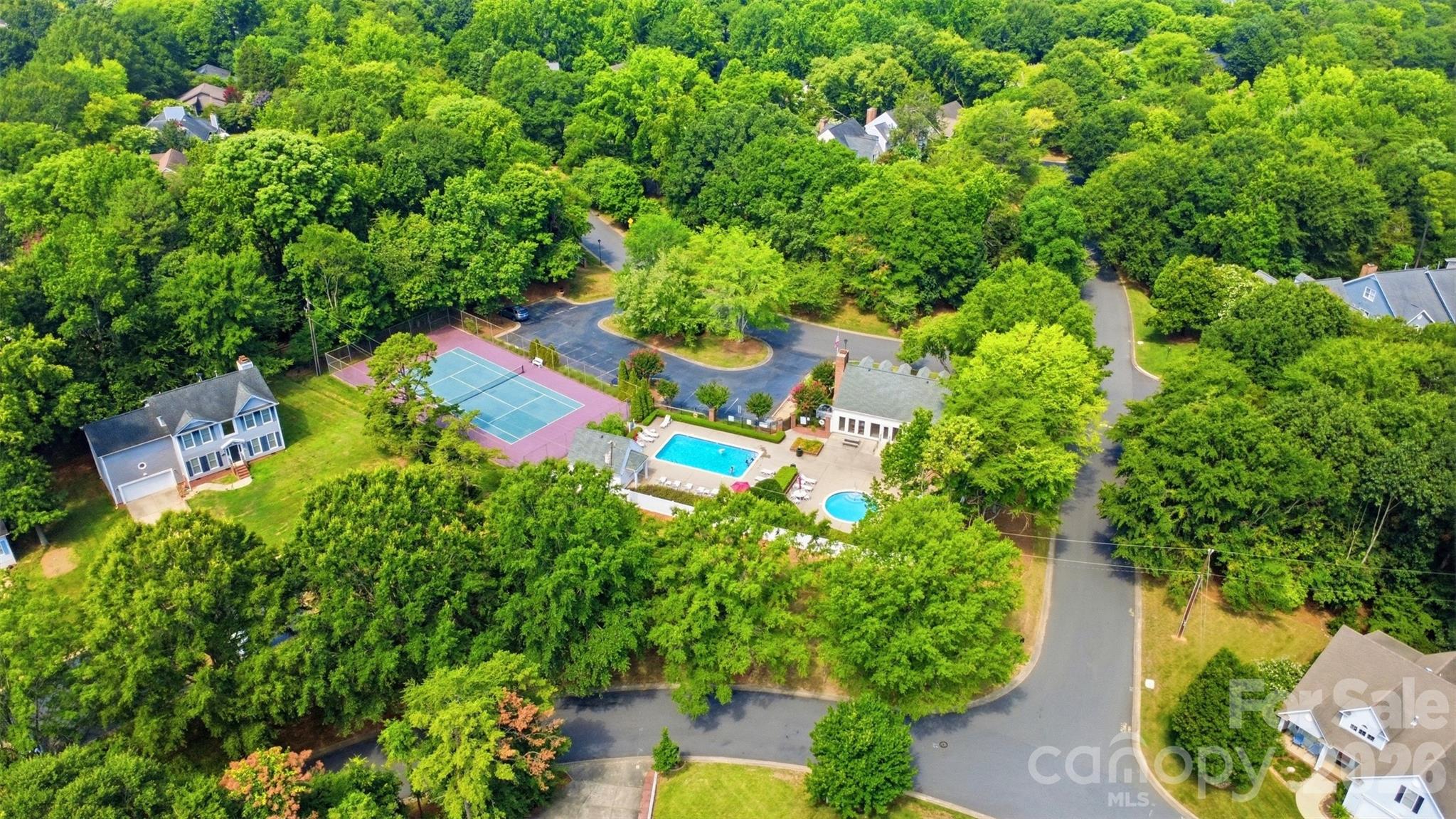 2552 Middlebridge Lane