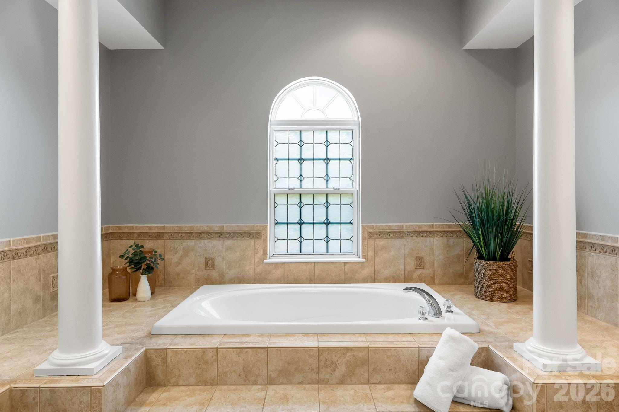 1840 Sapona Court Unit: 219