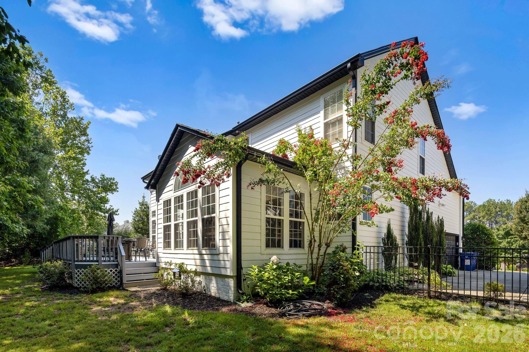 1840 Sapona Court Unit: 219