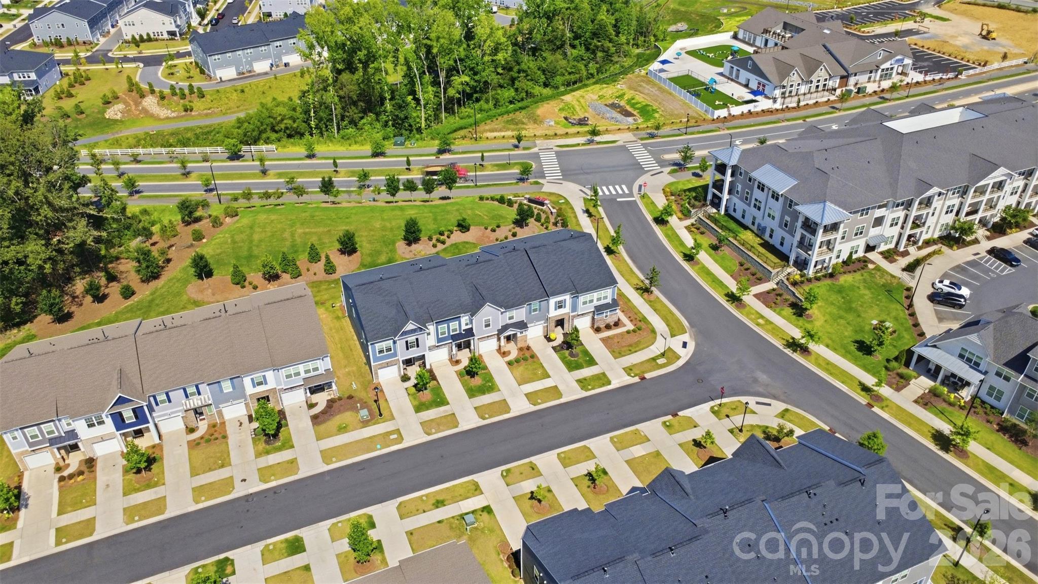 2037 Howell Creek Way