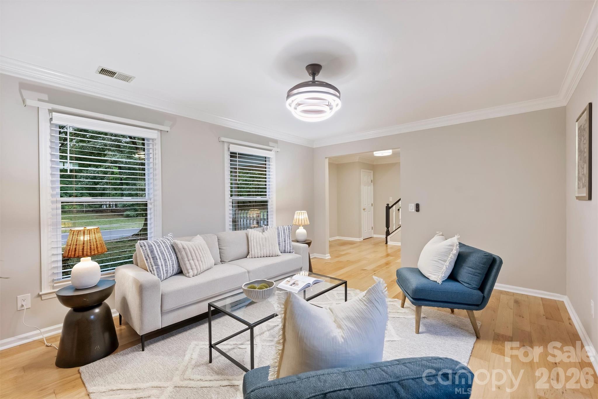 2500 Crescent Knoll Drive