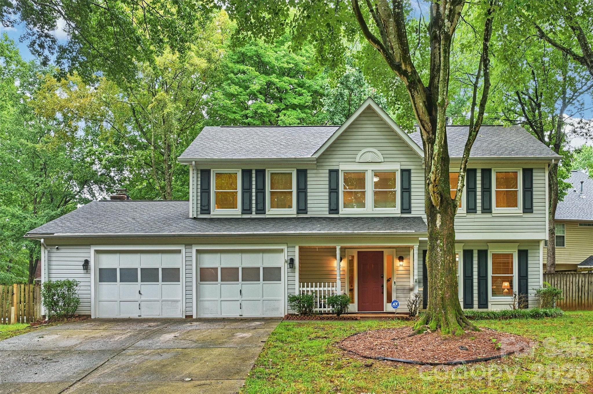 2500 Crescent Knoll Drive