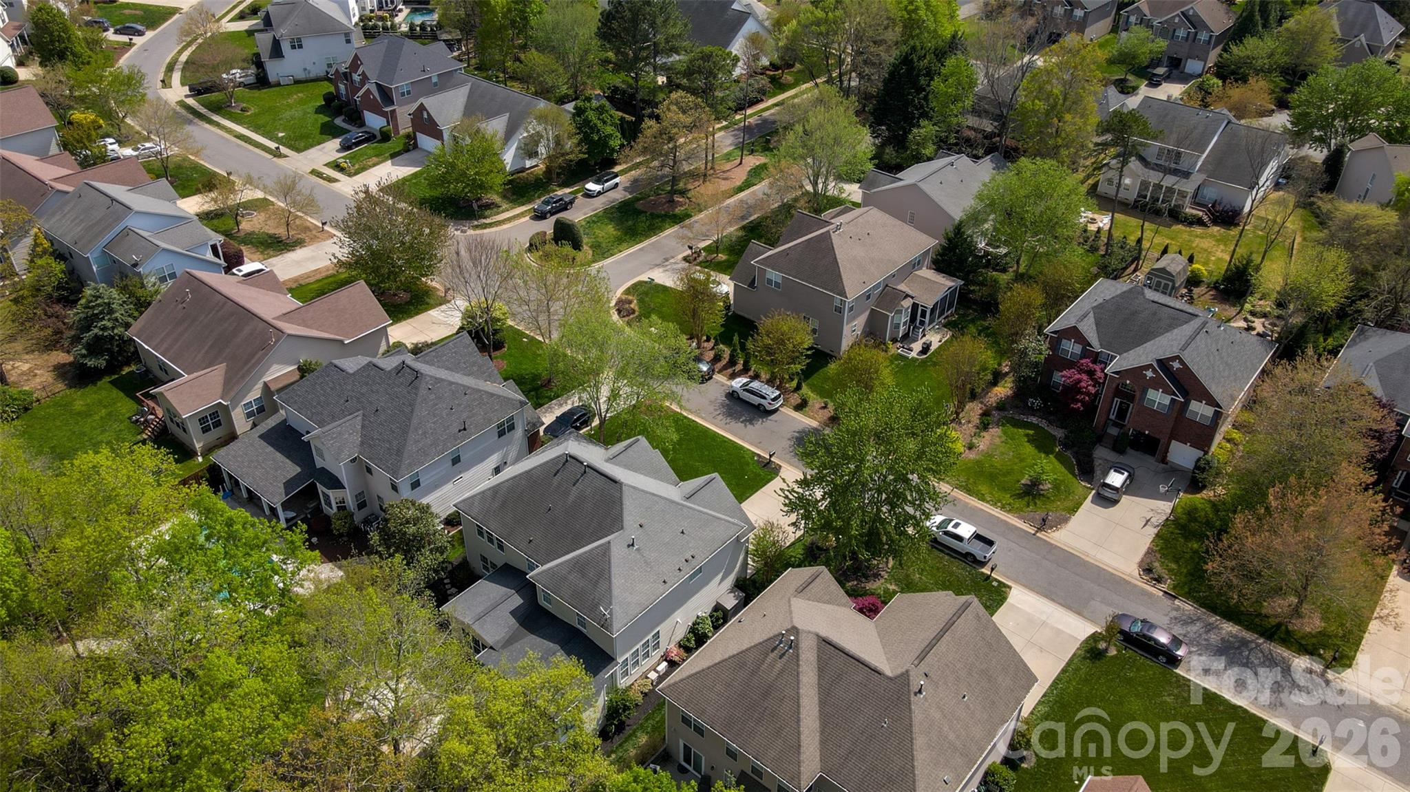 913 Grayscroft Drive