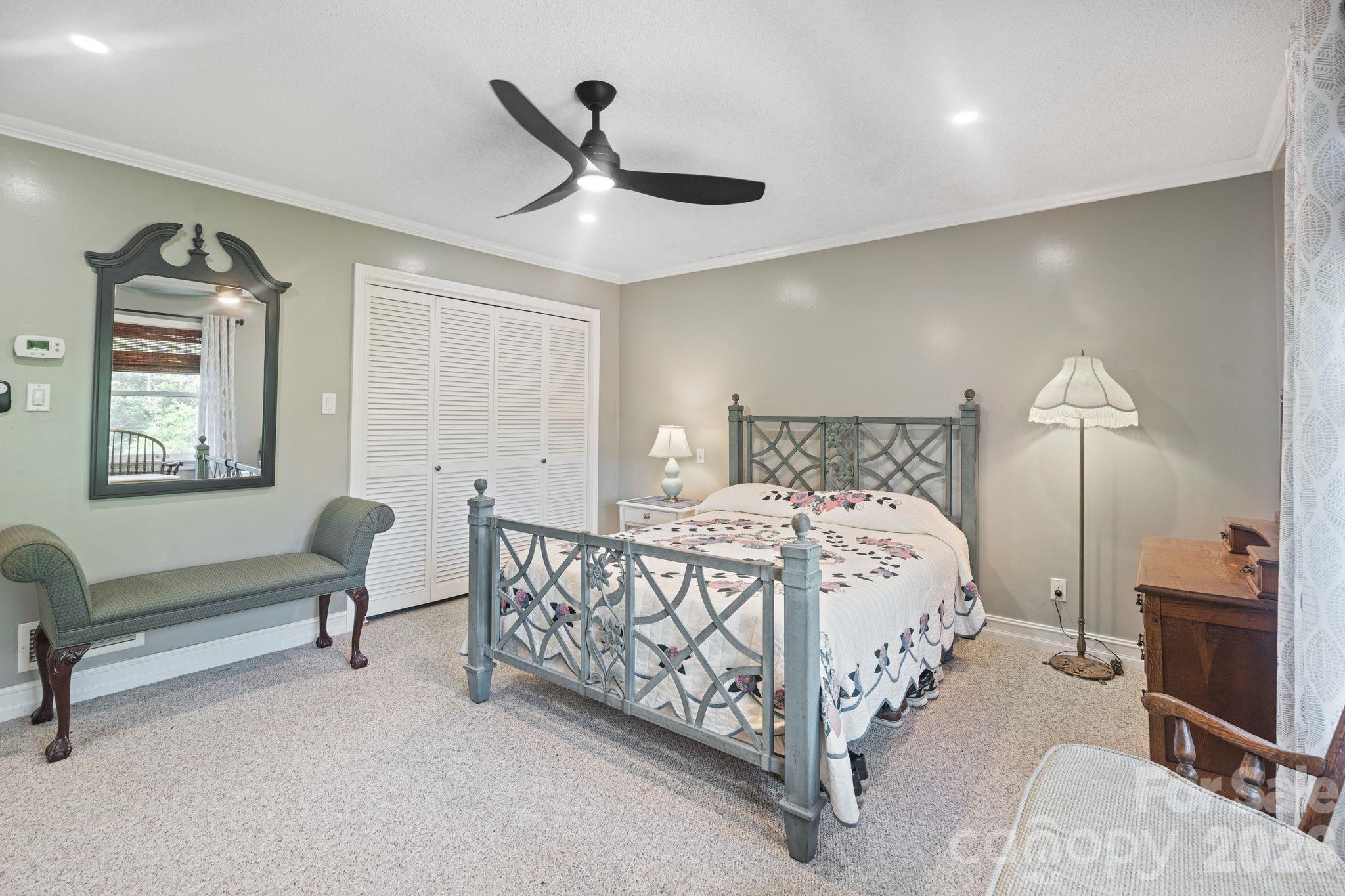 6296 Southlake Drive