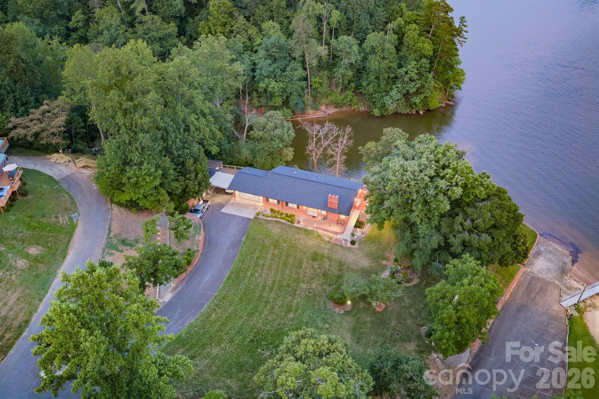 6296 Southlake Drive