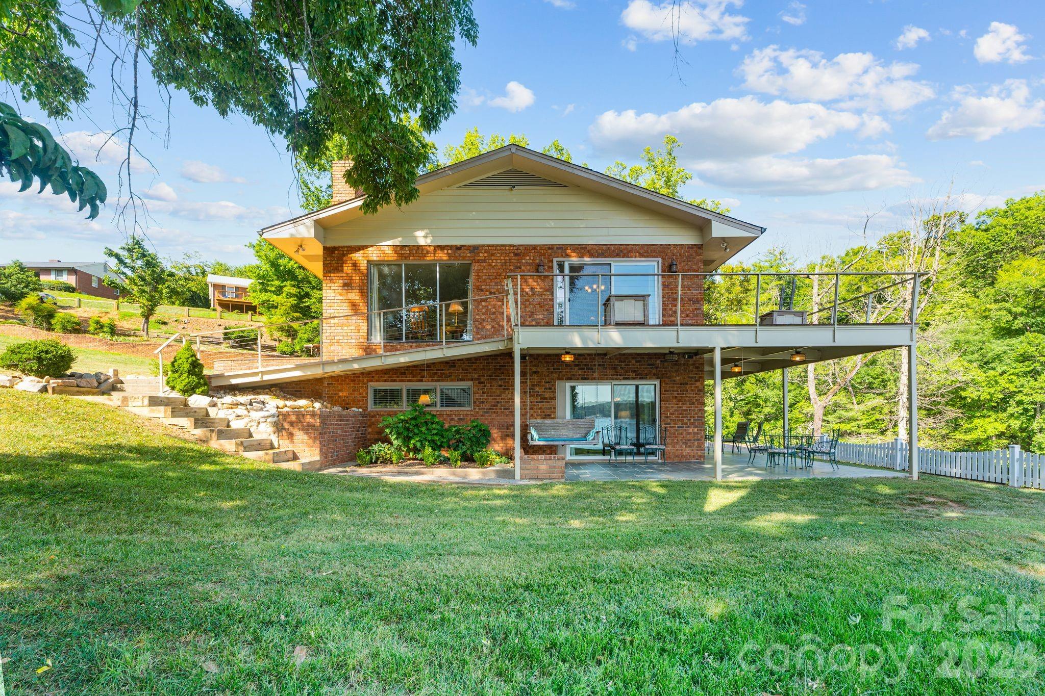 6296 Southlake Drive