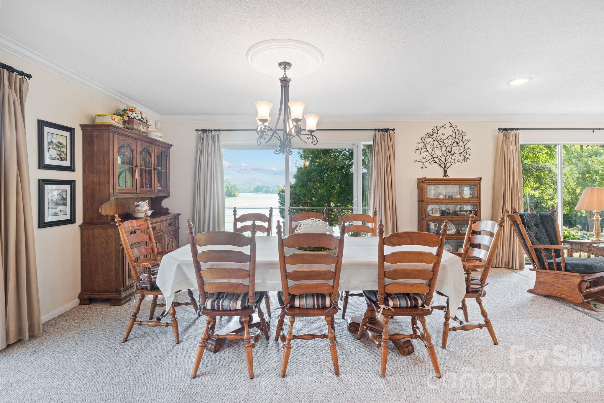 6296 Southlake Drive