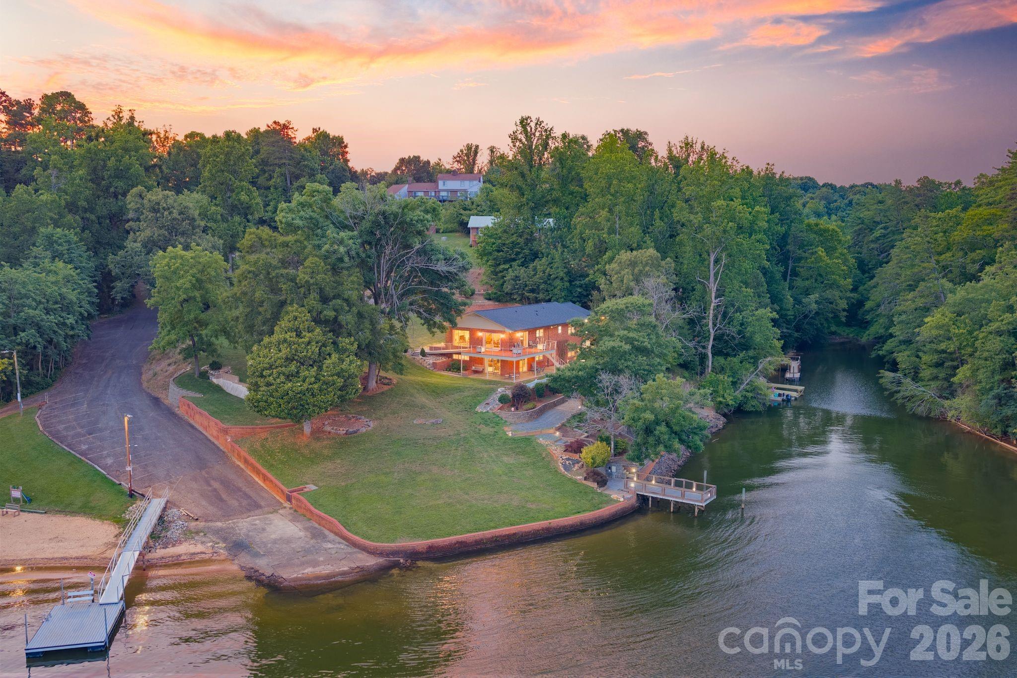 6296 Southlake Drive