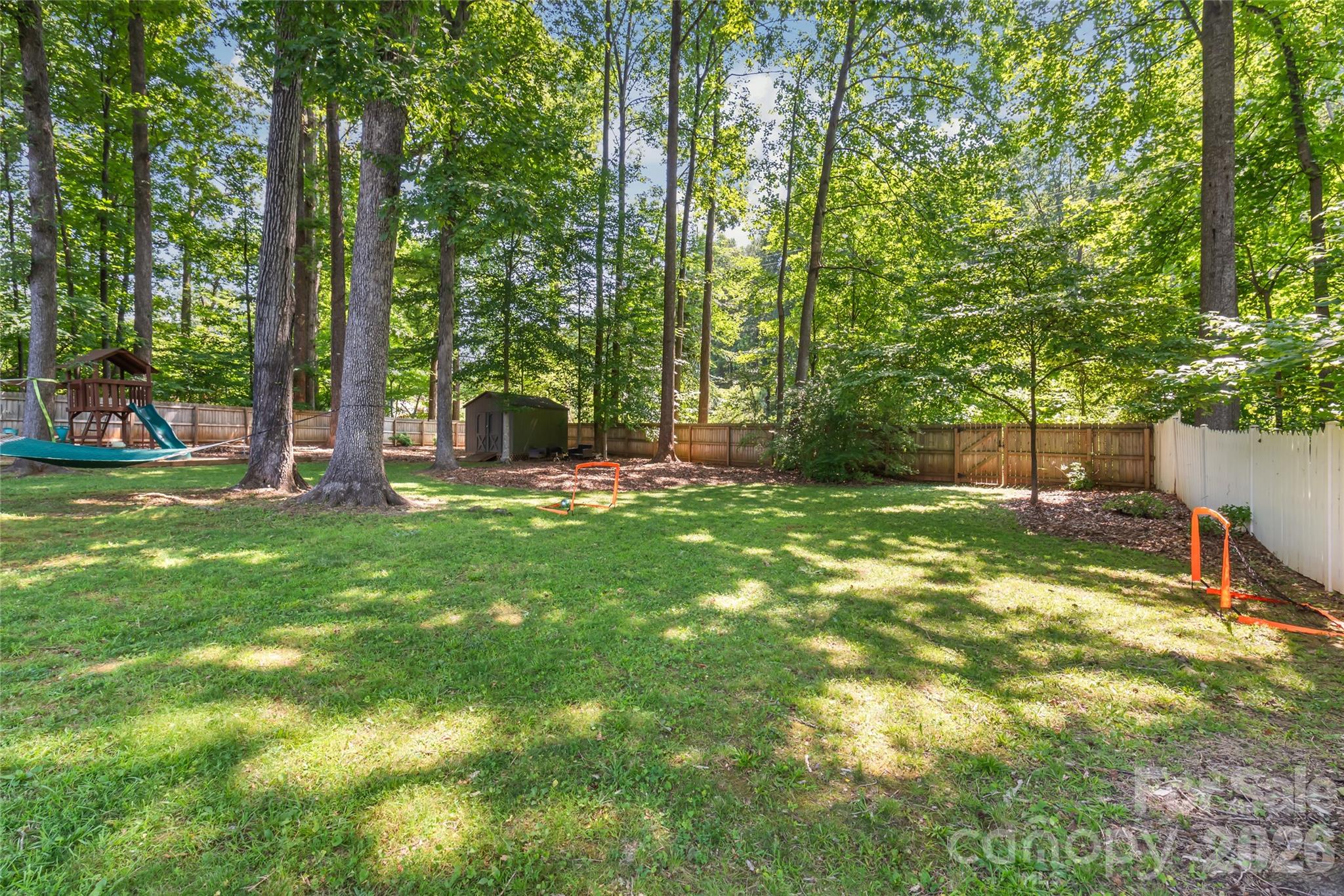 2914 Windsor Chase Drive