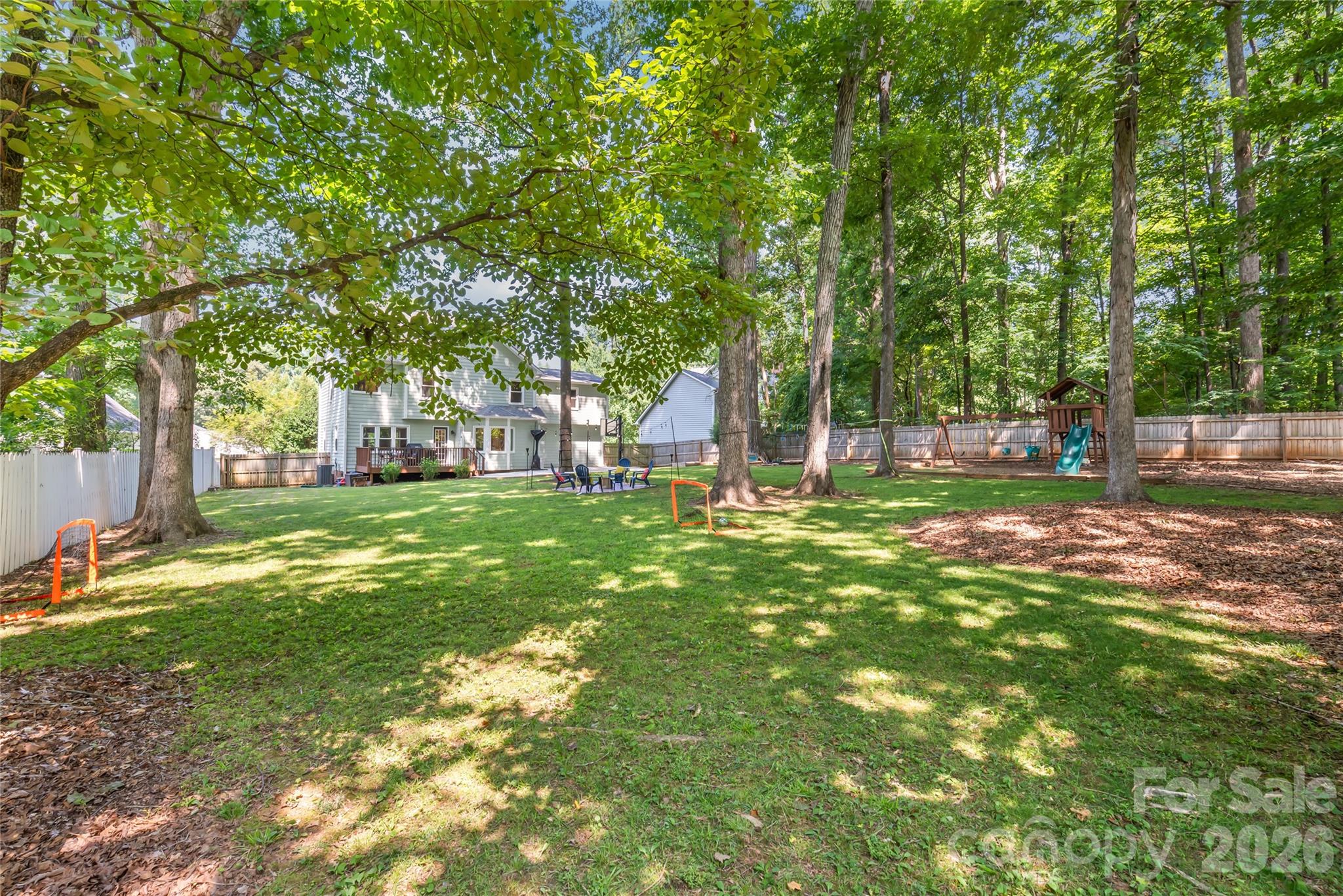2914 Windsor Chase Drive