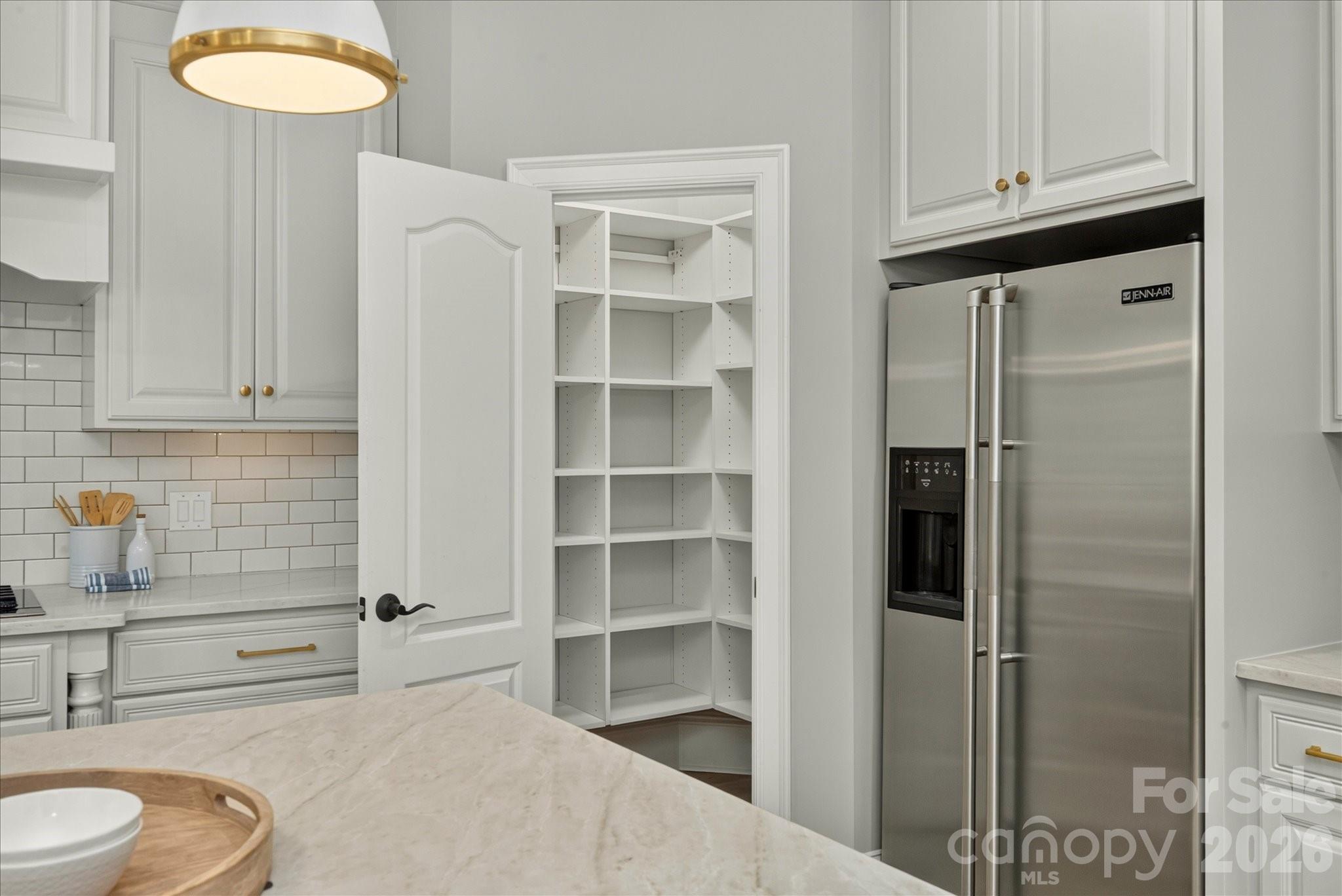 406 Belo Court
