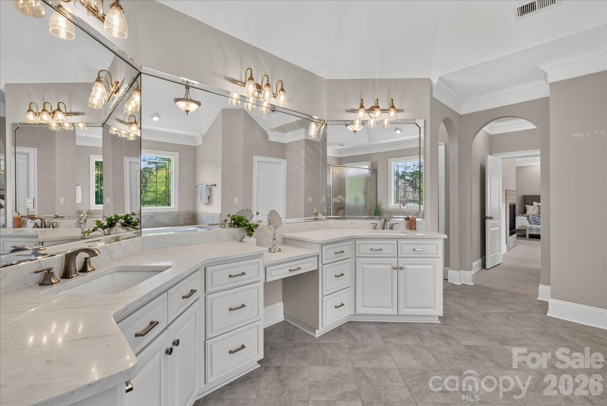 406 Belo Court