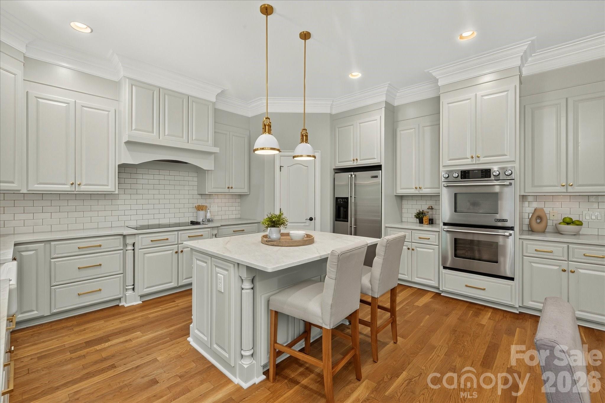 406 Belo Court