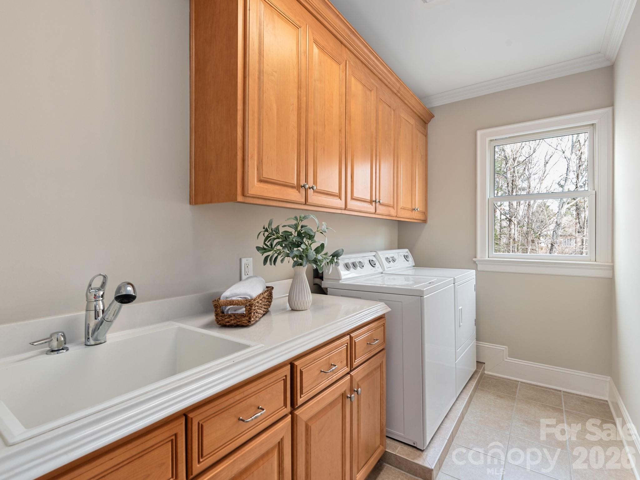 406 Belo Court