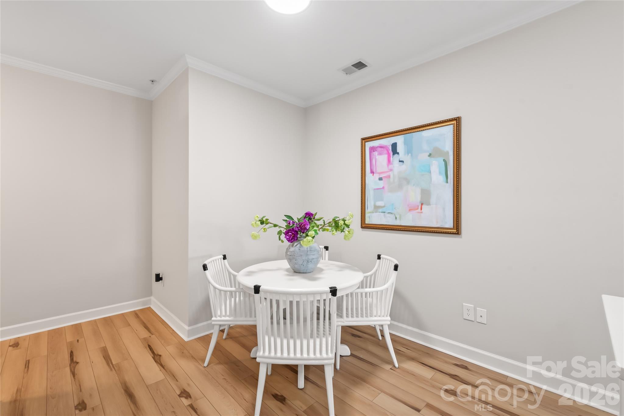2000 Euclid Avenue Unit: D2