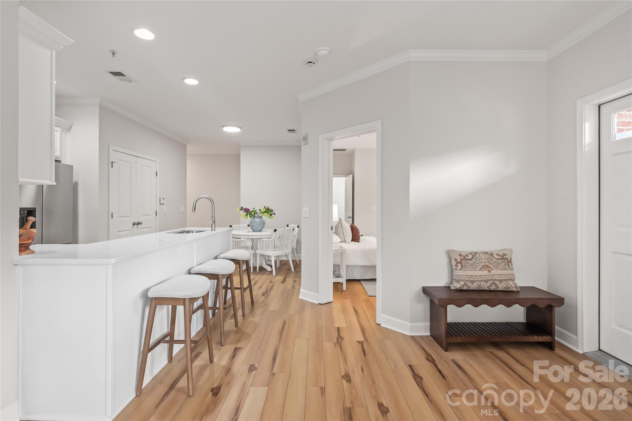 2000 Euclid Avenue Unit: D2