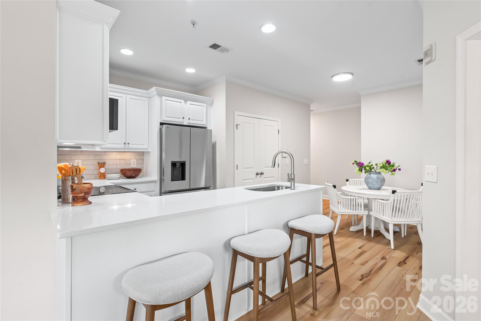 2000 Euclid Avenue Unit: D2