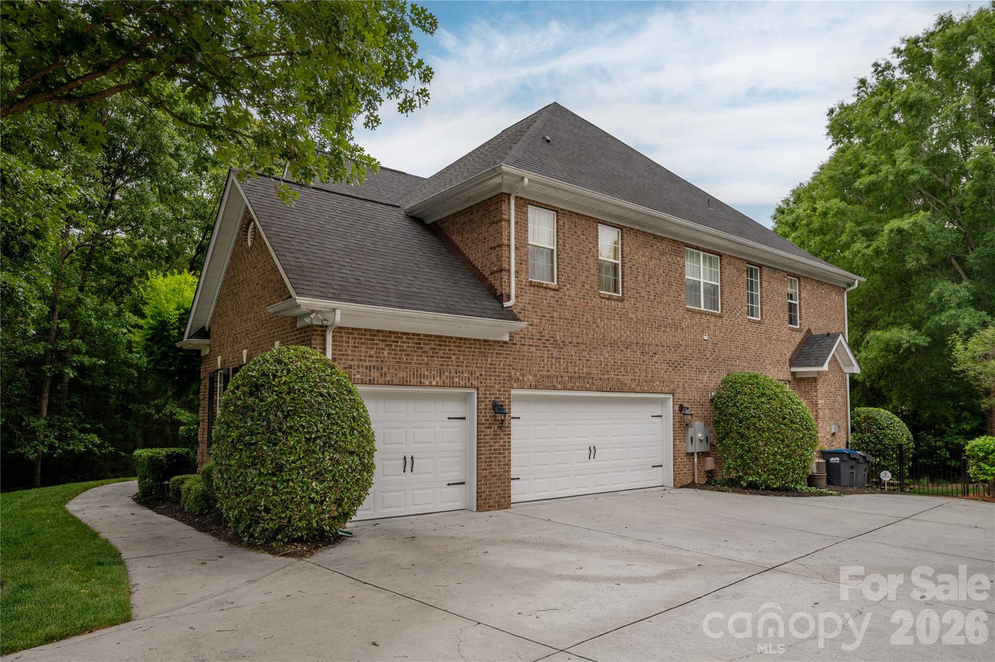 8801 Nellie Lane