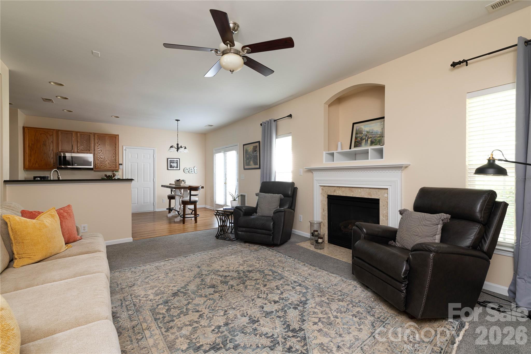402 Abercairn Way