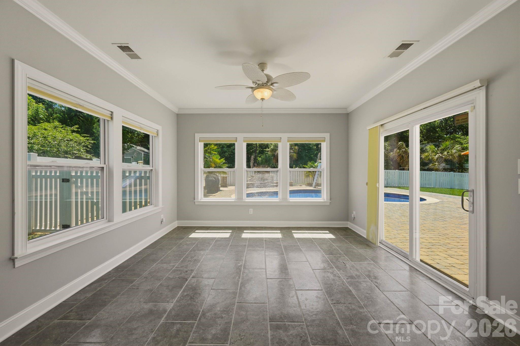 125 Paradise Hills Circle