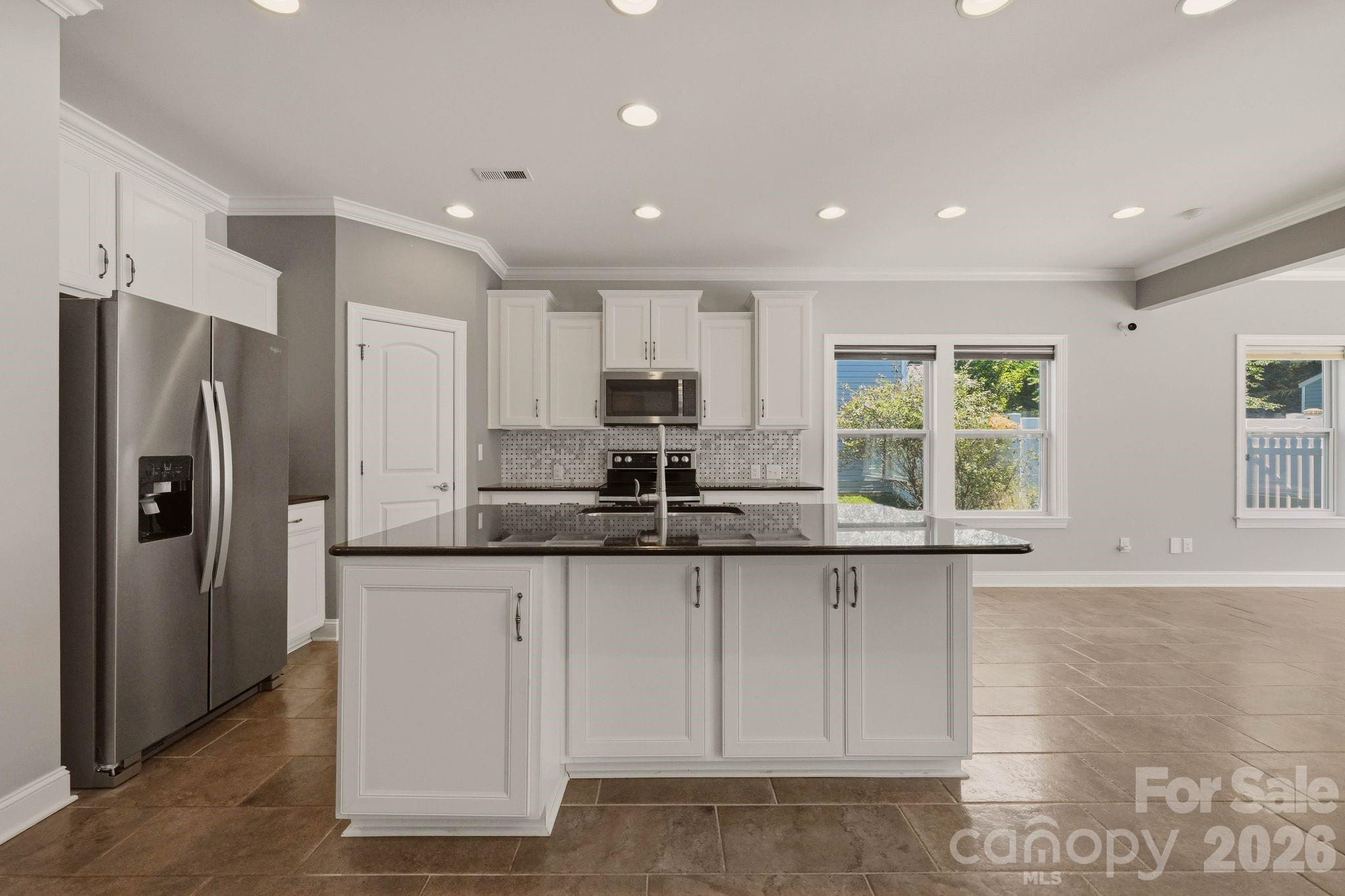 125 Paradise Hills Circle