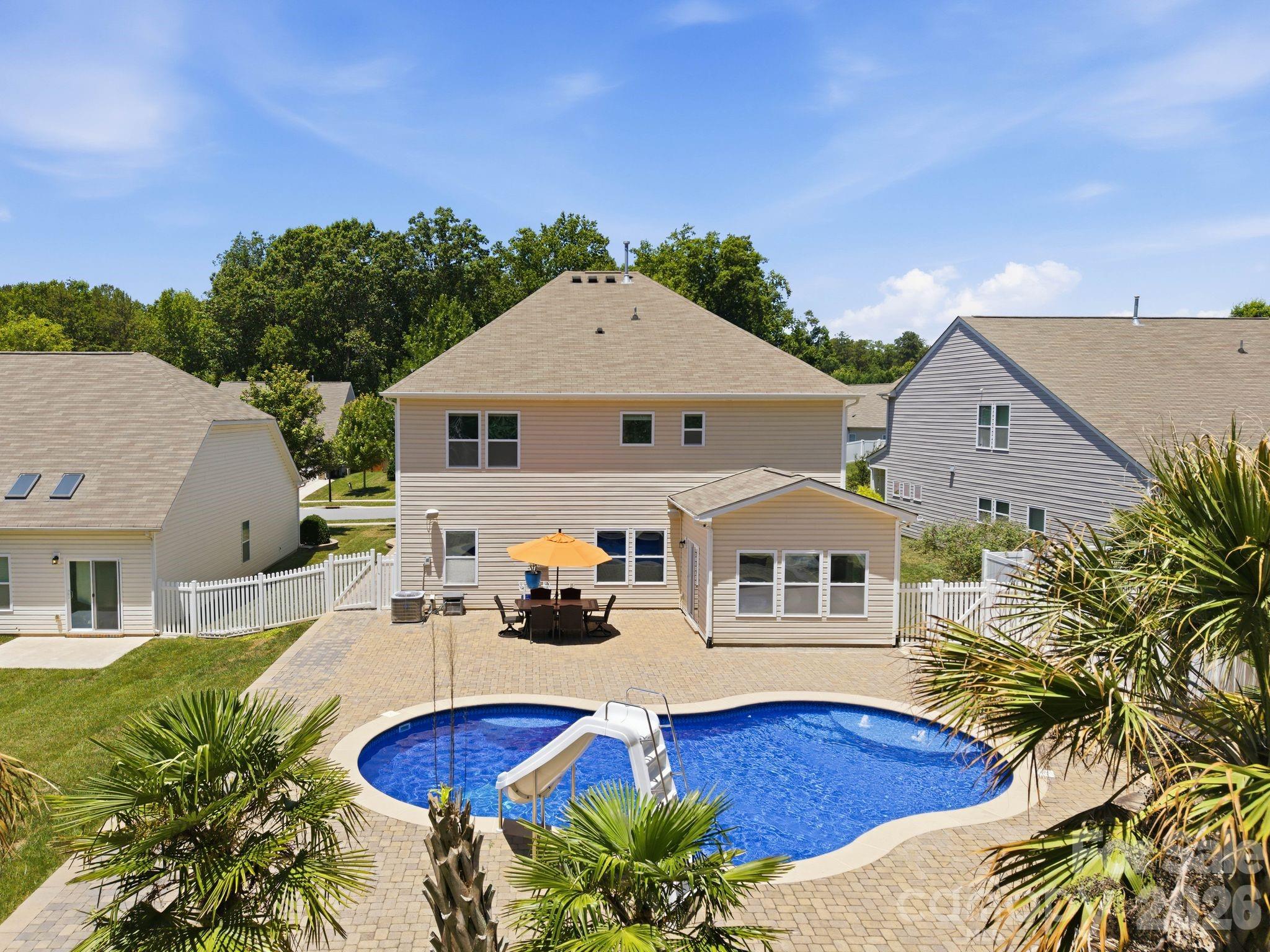 125 Paradise Hills Circle