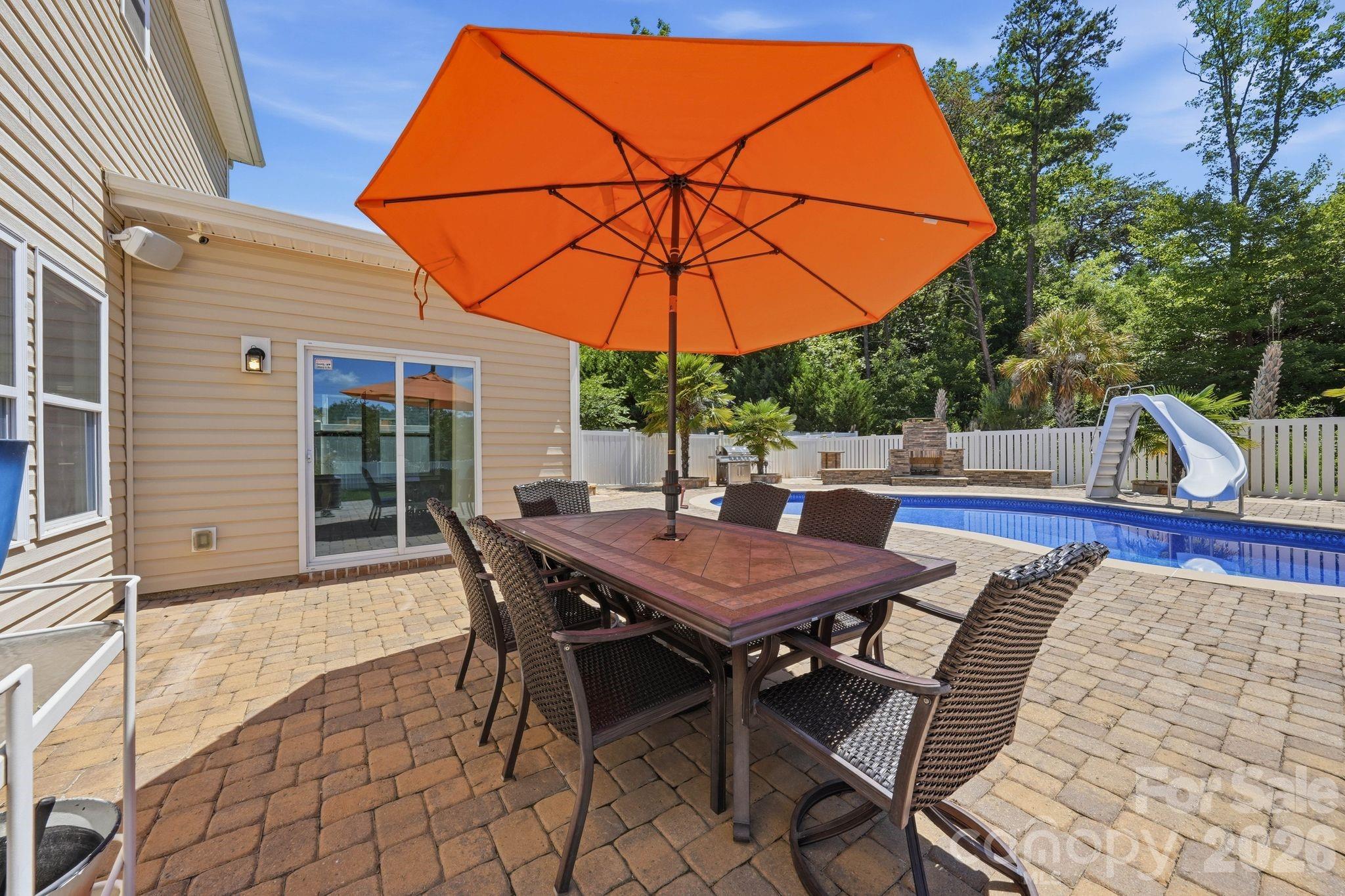 125 Paradise Hills Circle