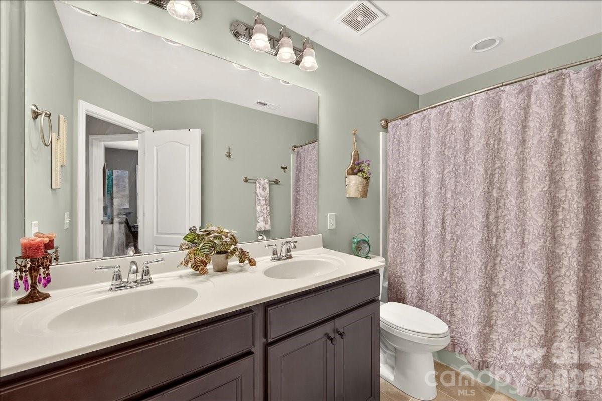 3093 Hartson Pointe Drive