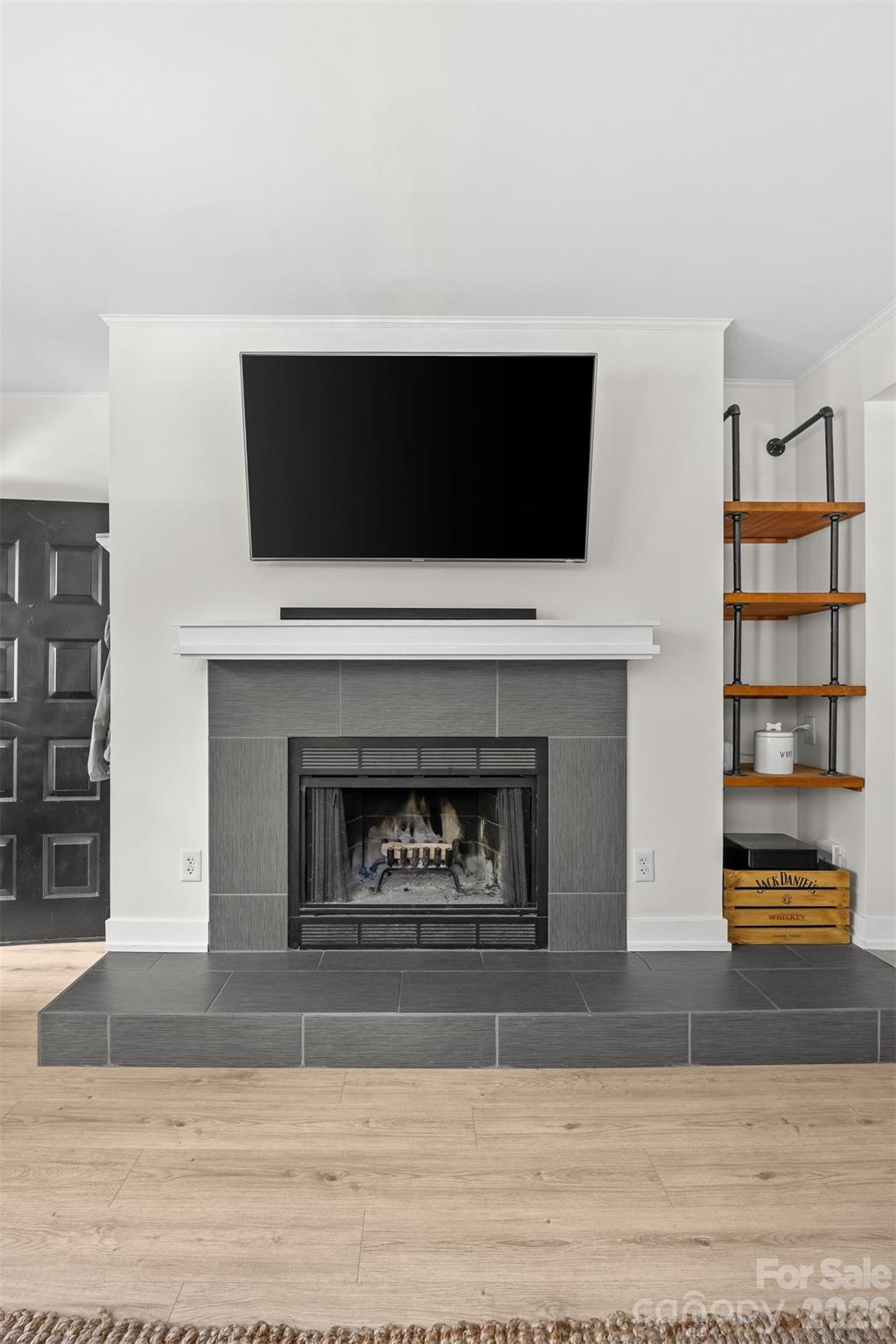 433 W 8th Street Unit: 68