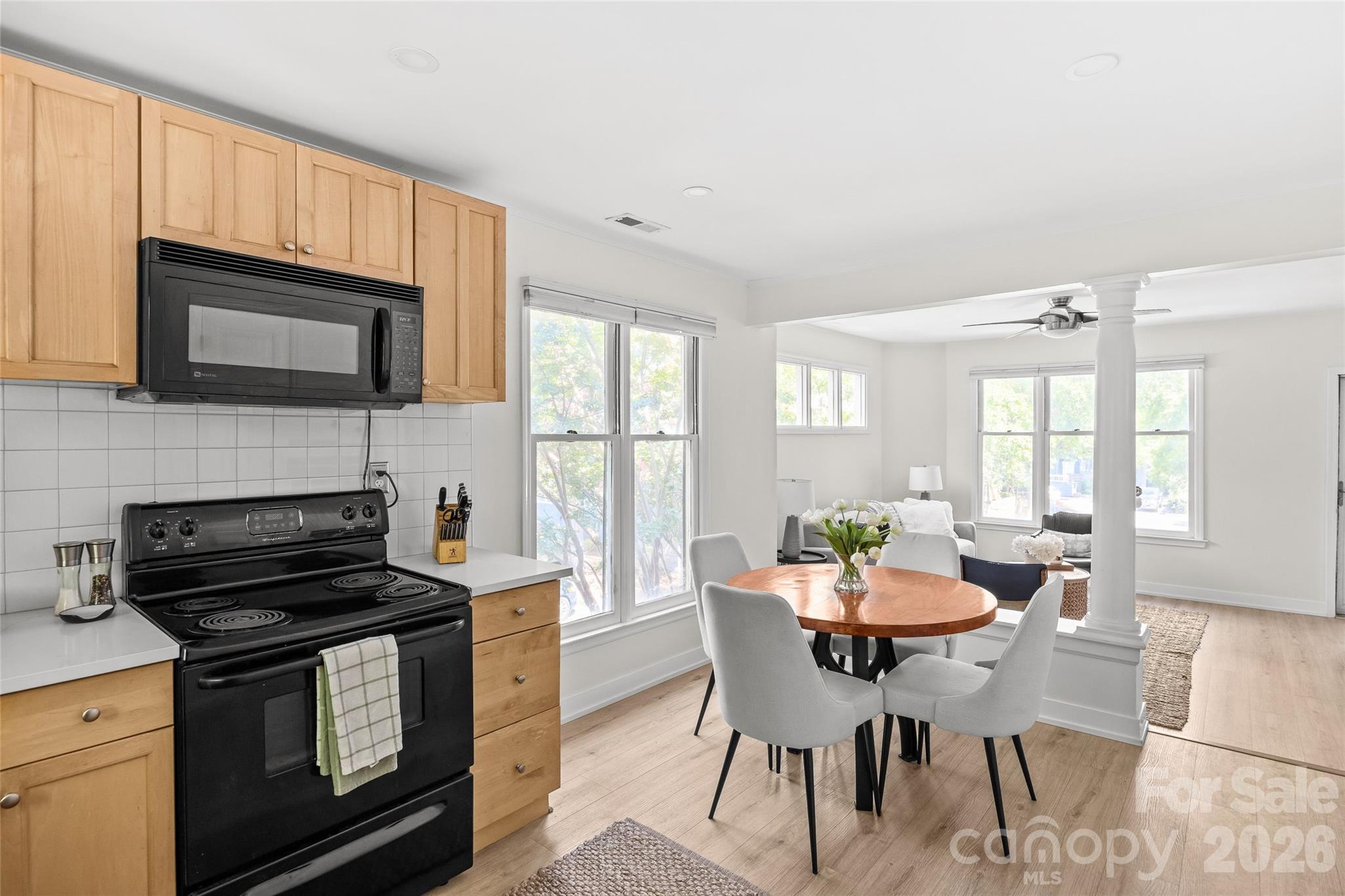 433 W 8th Street Unit: 68