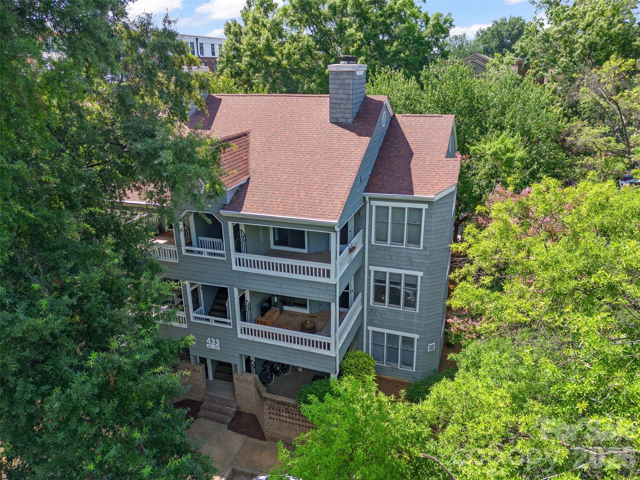 433 W 8th Street Unit: 68