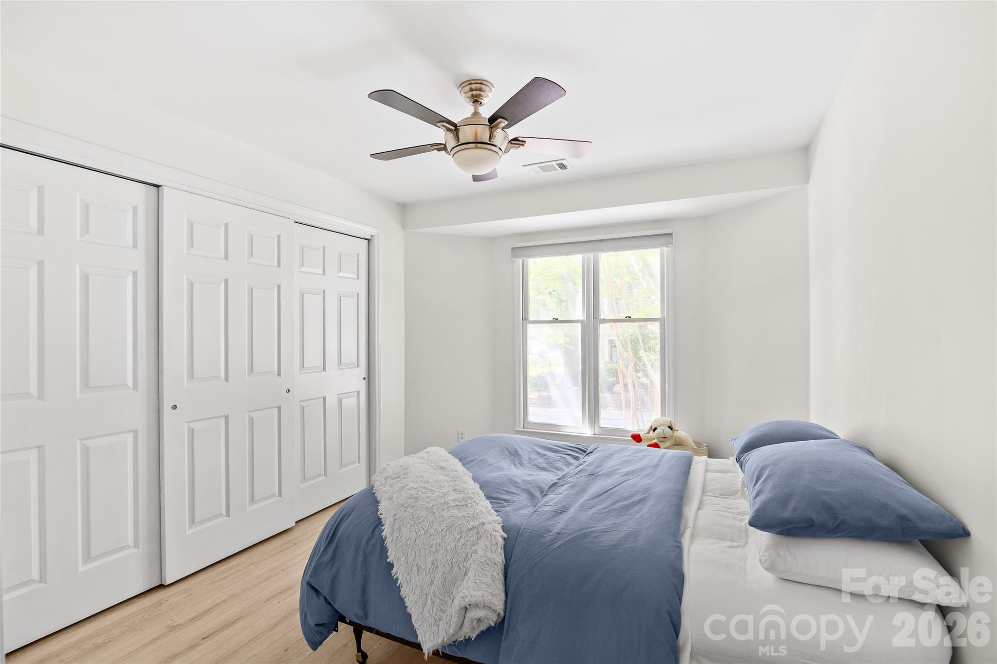 433 W 8th Street Unit: 68