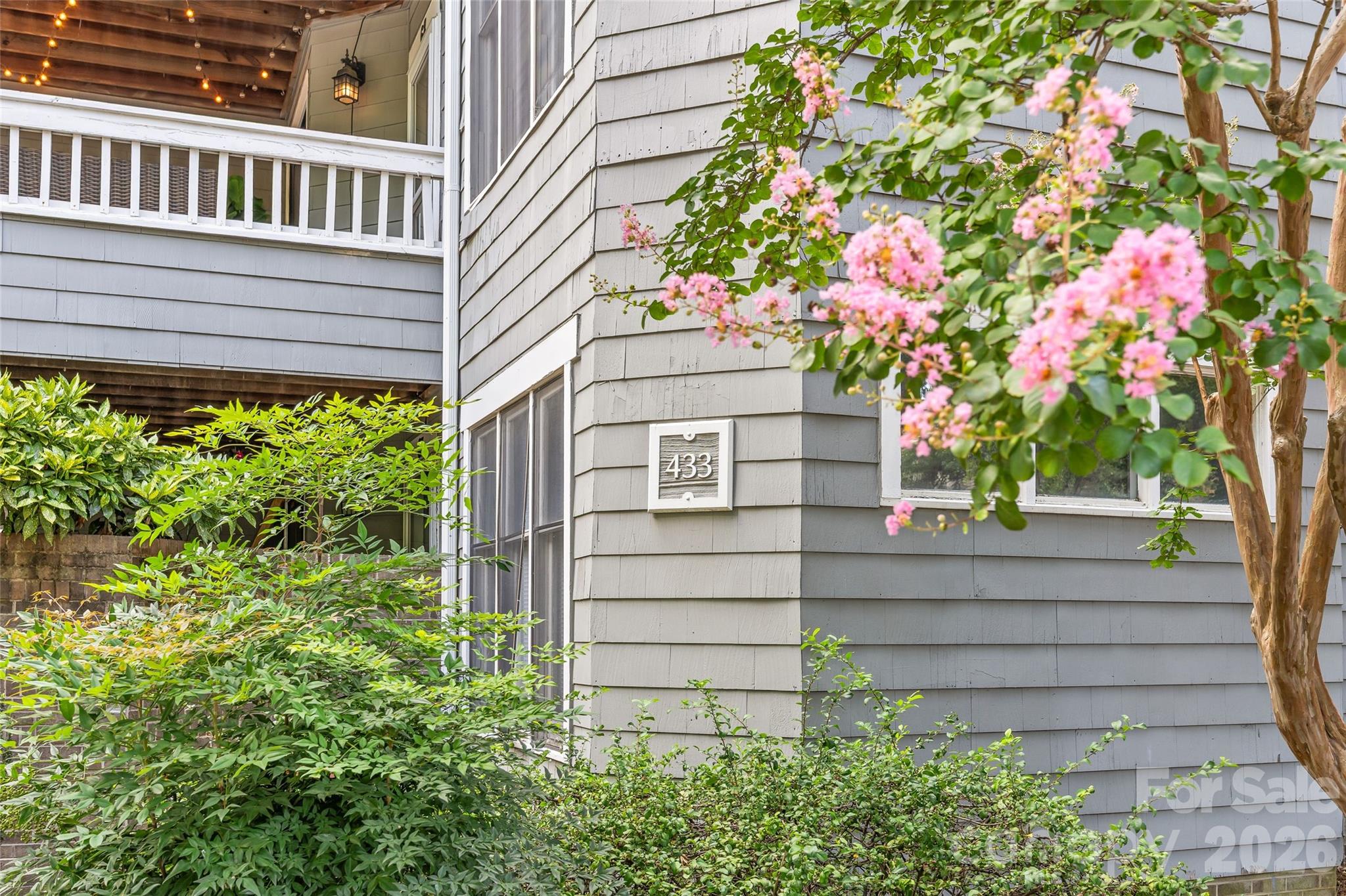 433 W 8th Street Unit: 68
