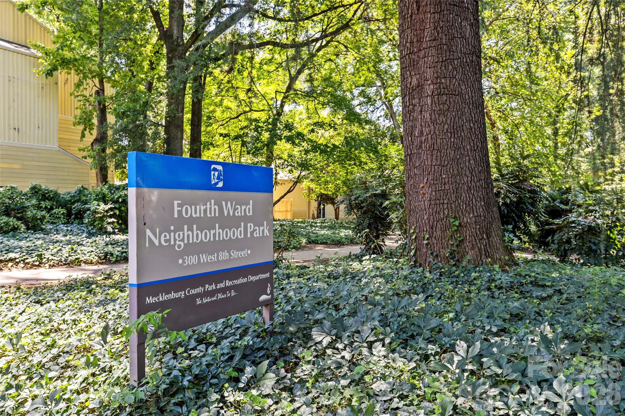 433 W 8th Street Unit: 68