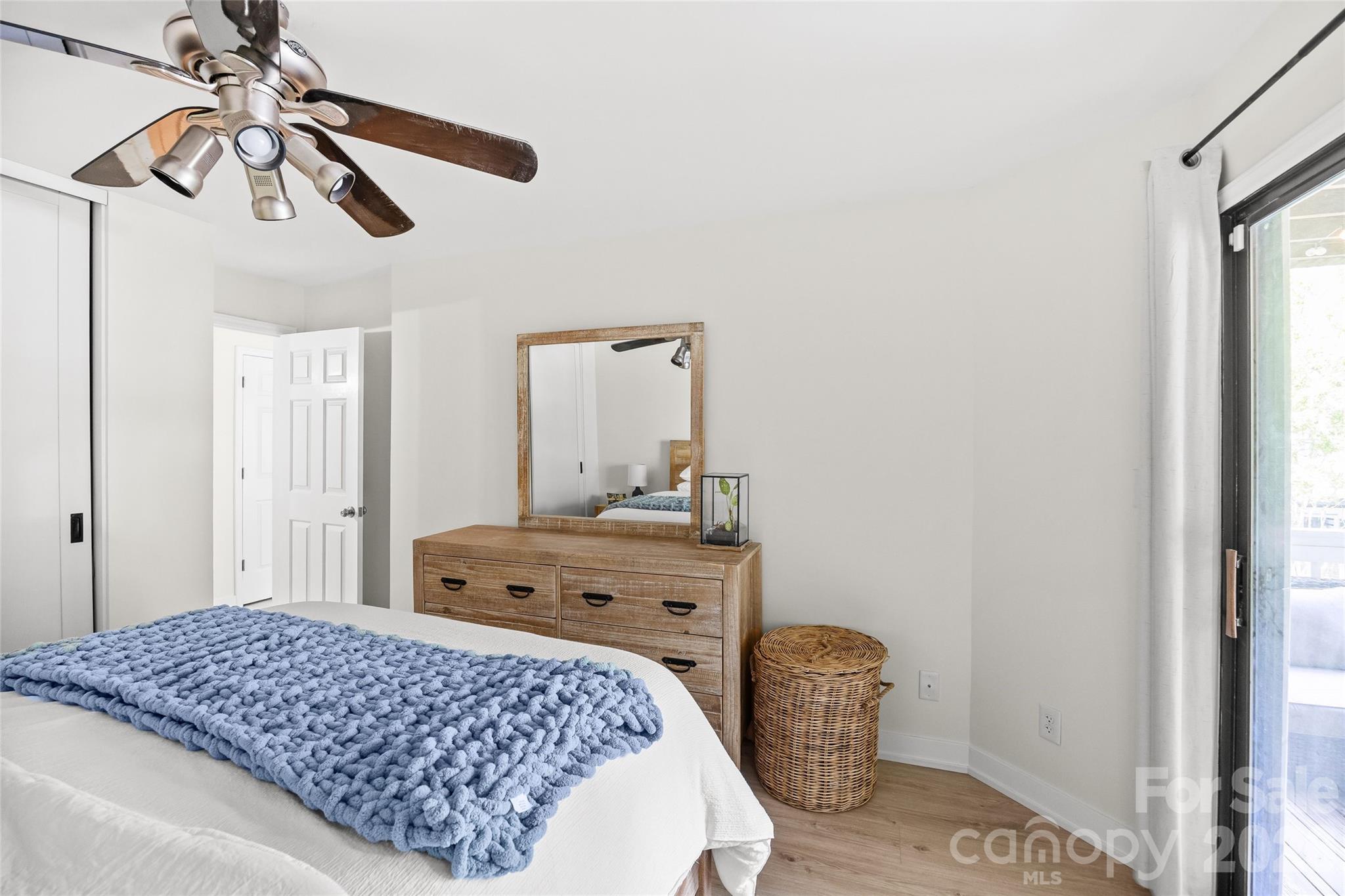 433 W 8th Street Unit: 68