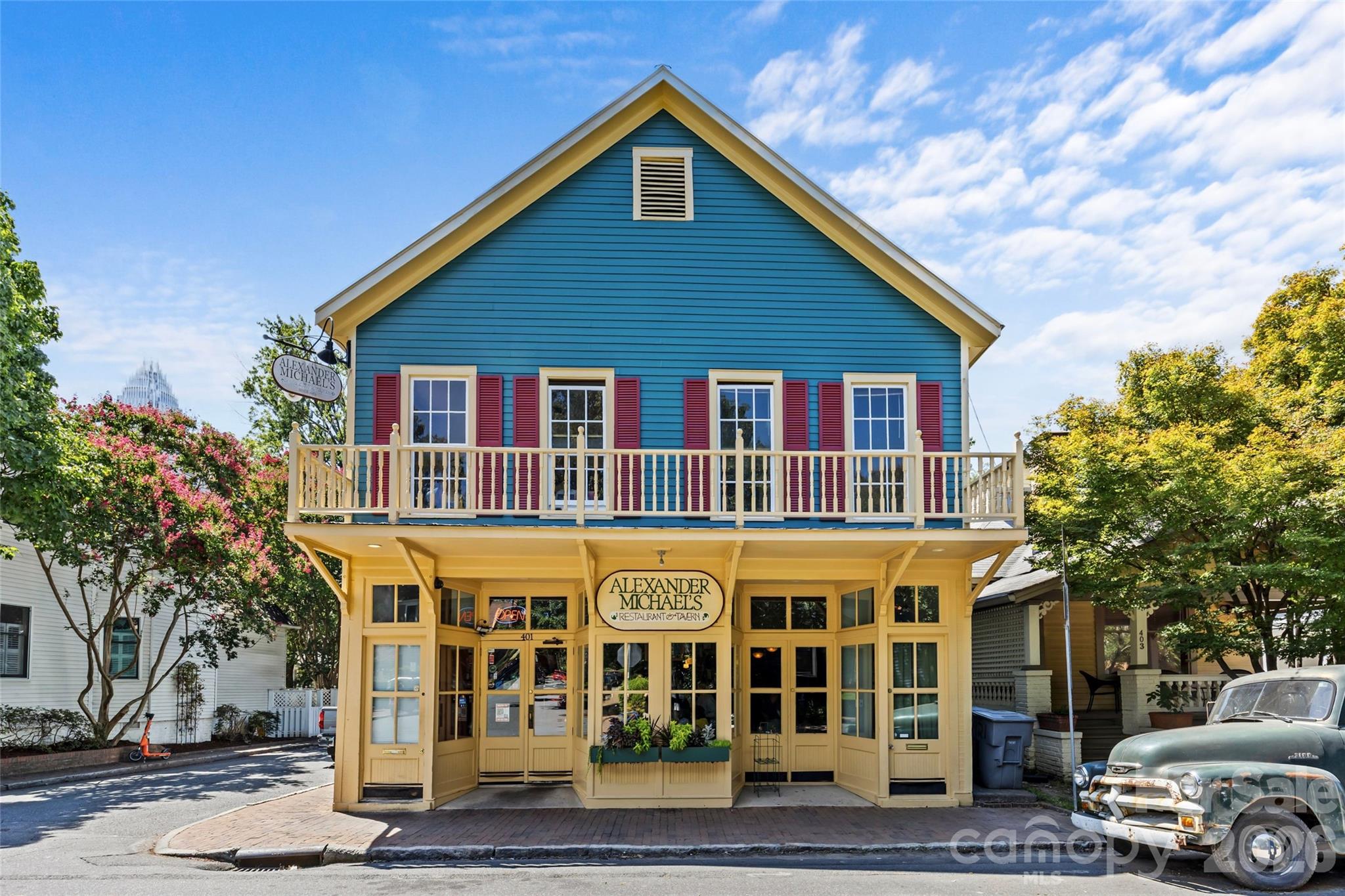 433 W 8th Street Unit: 68