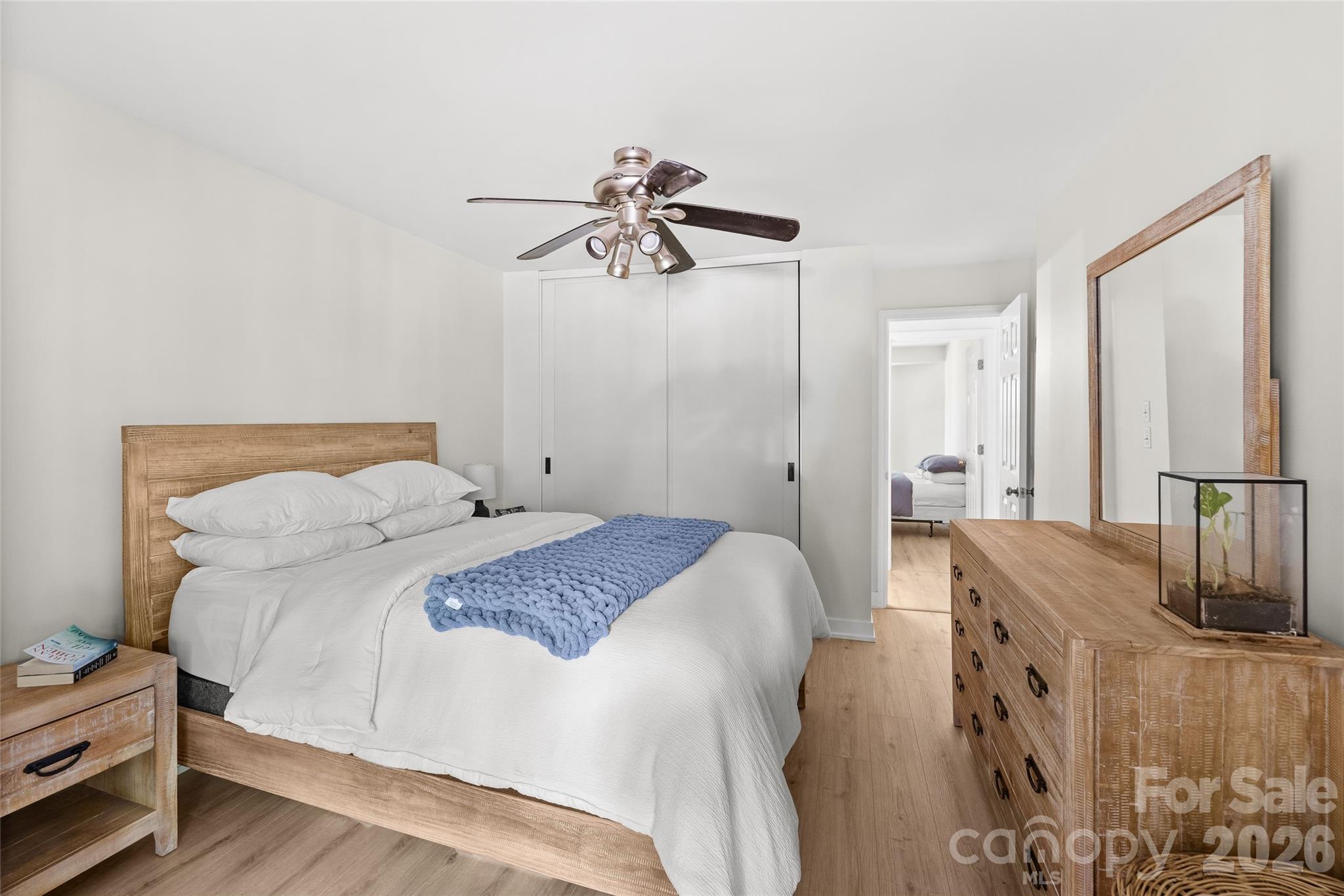 433 W 8th Street Unit: 68