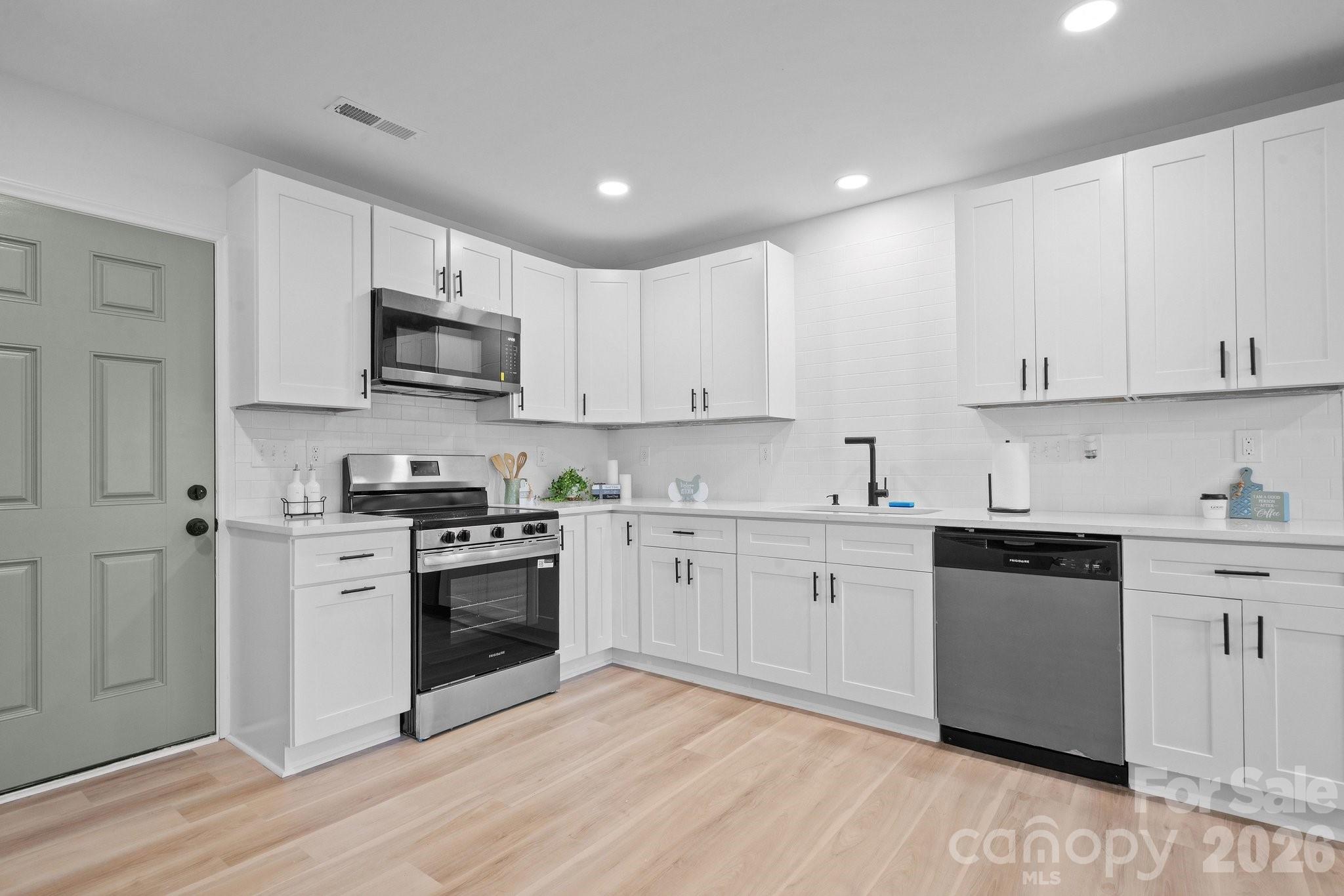 204 N Myrtle School Road