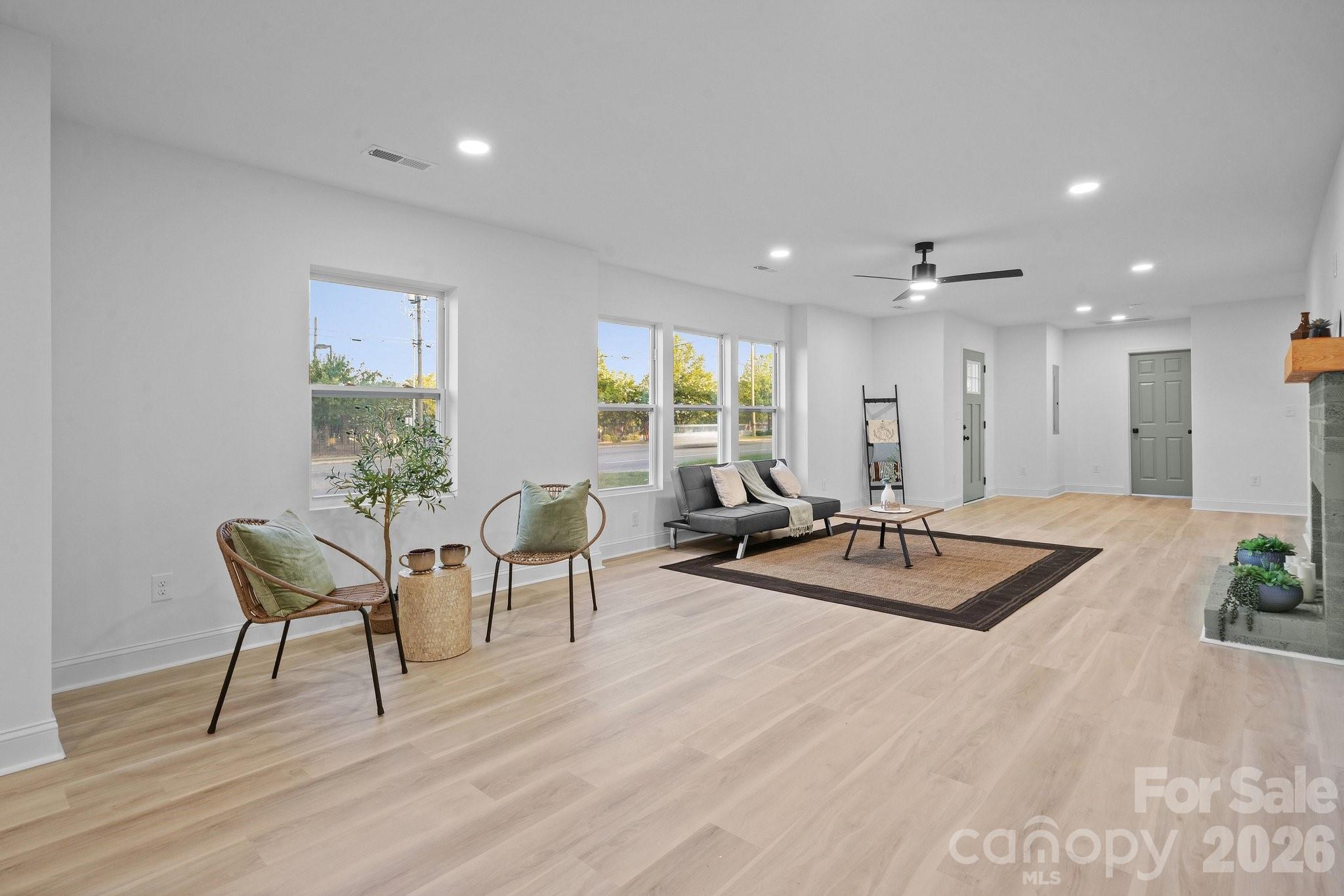 204 N Myrtle School Road