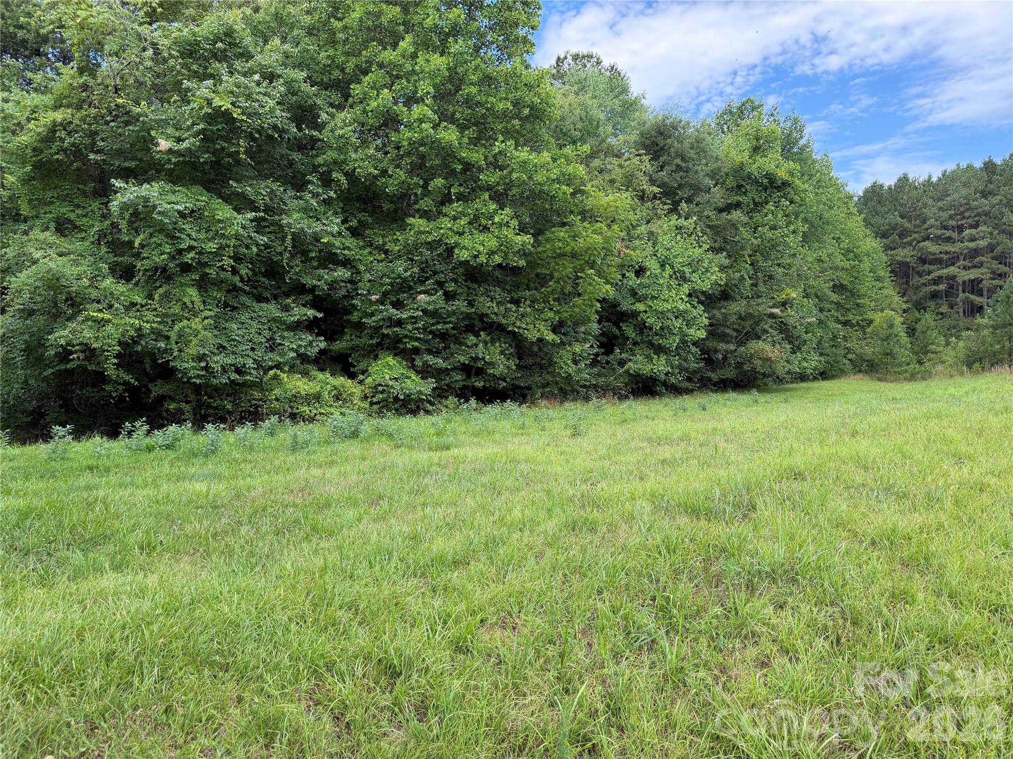 2607 20th Street Lane NE