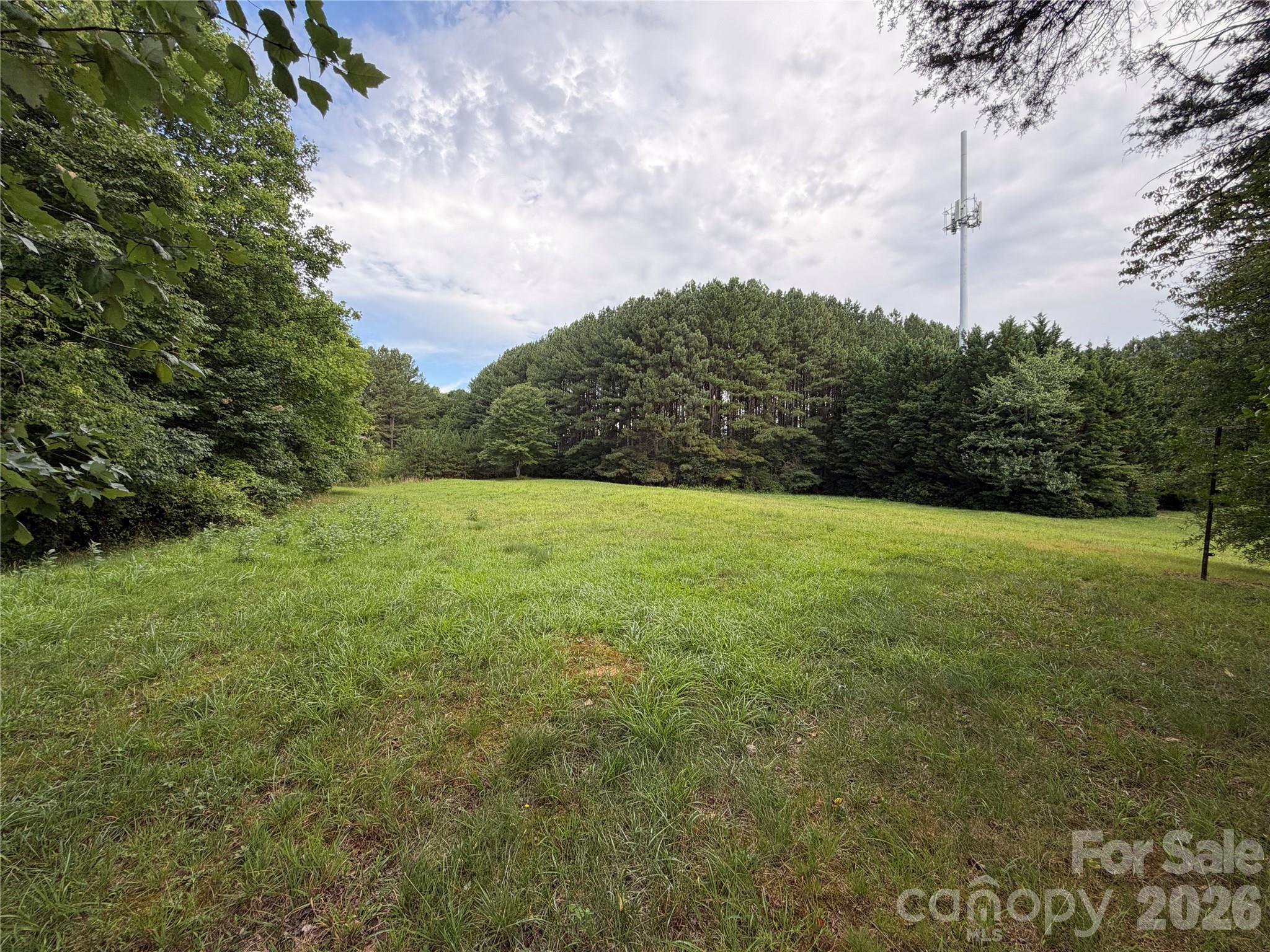 2607 20th Street Lane NE