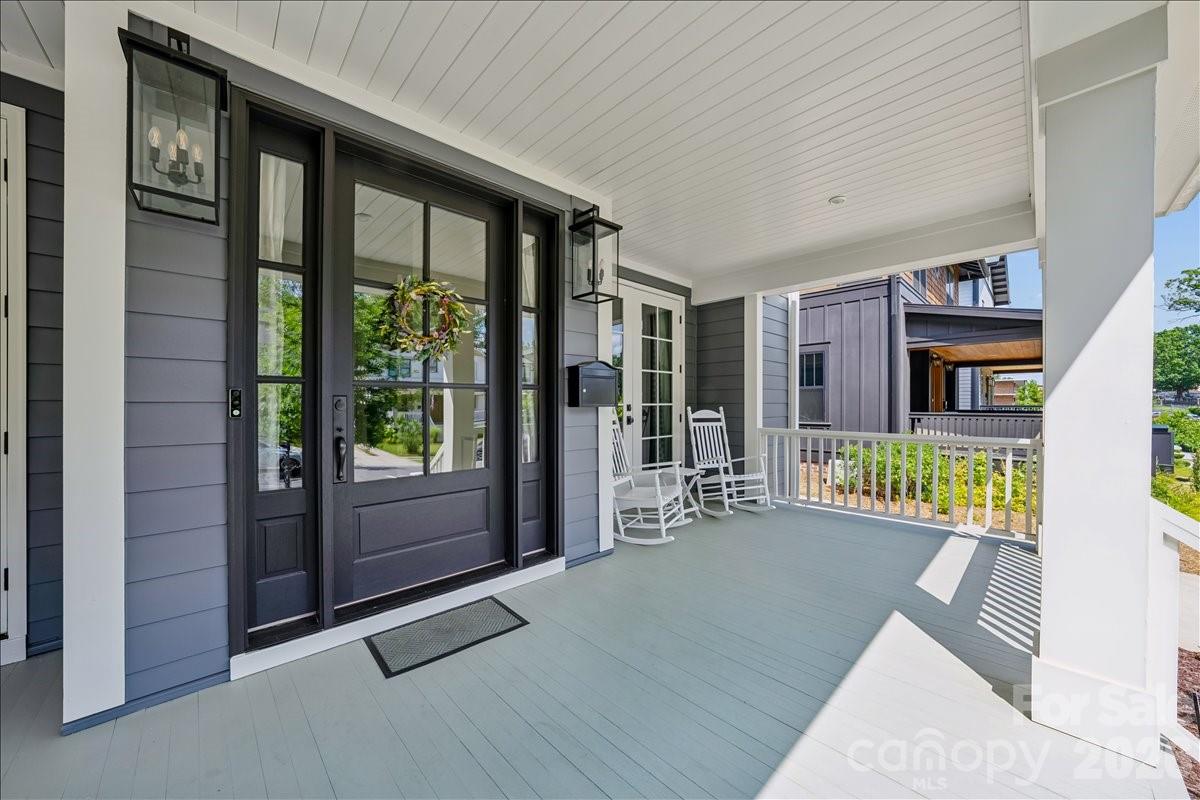2649 Chesterfield Avenue
