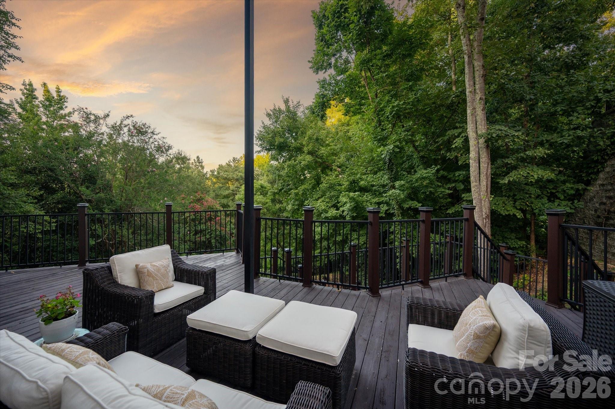 6812 Linkside Court