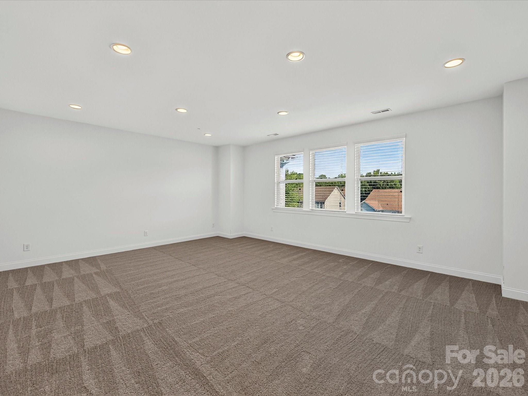 317 Somerled Way