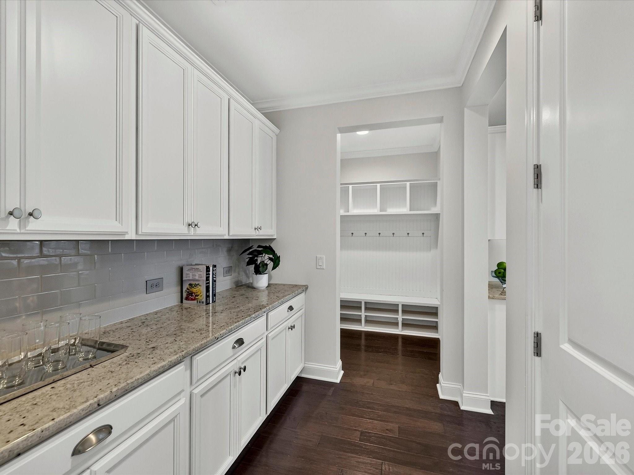 317 Somerled Way